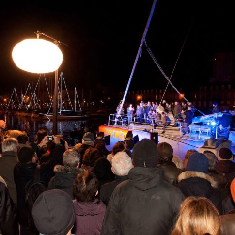 photographe événementiel retour de Tara bateau mer lorient nuit 56 morbihan